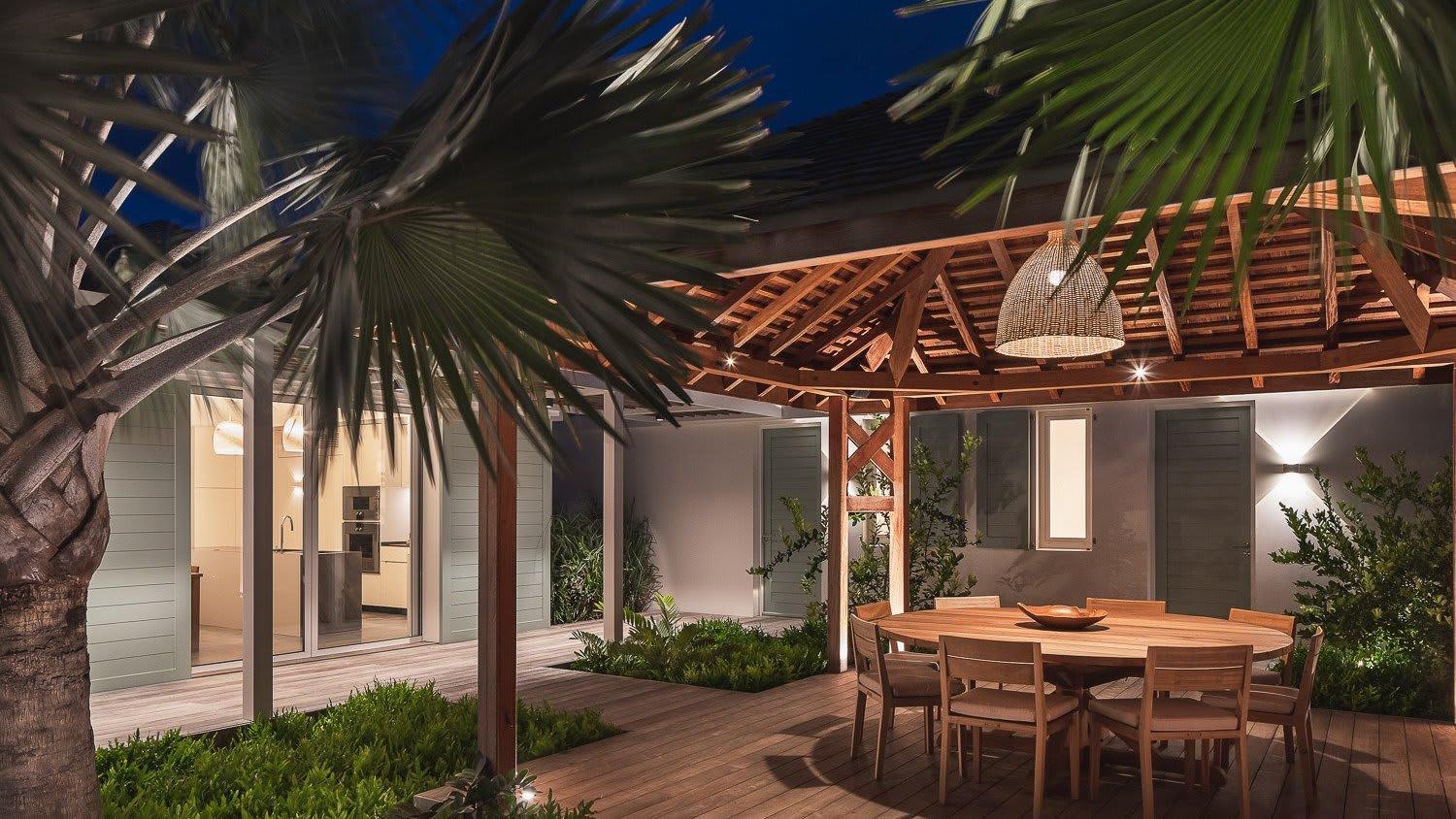 Ideally Located Prestigious Villa Toiny Exterior foto