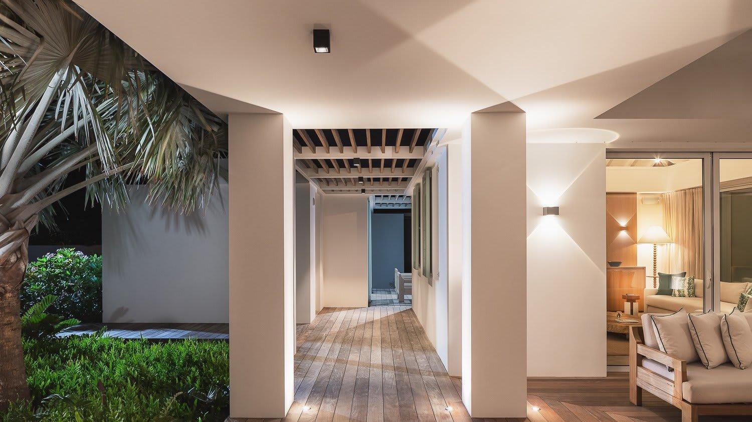Ideally Located Prestigious Villa Toiny Exterior foto