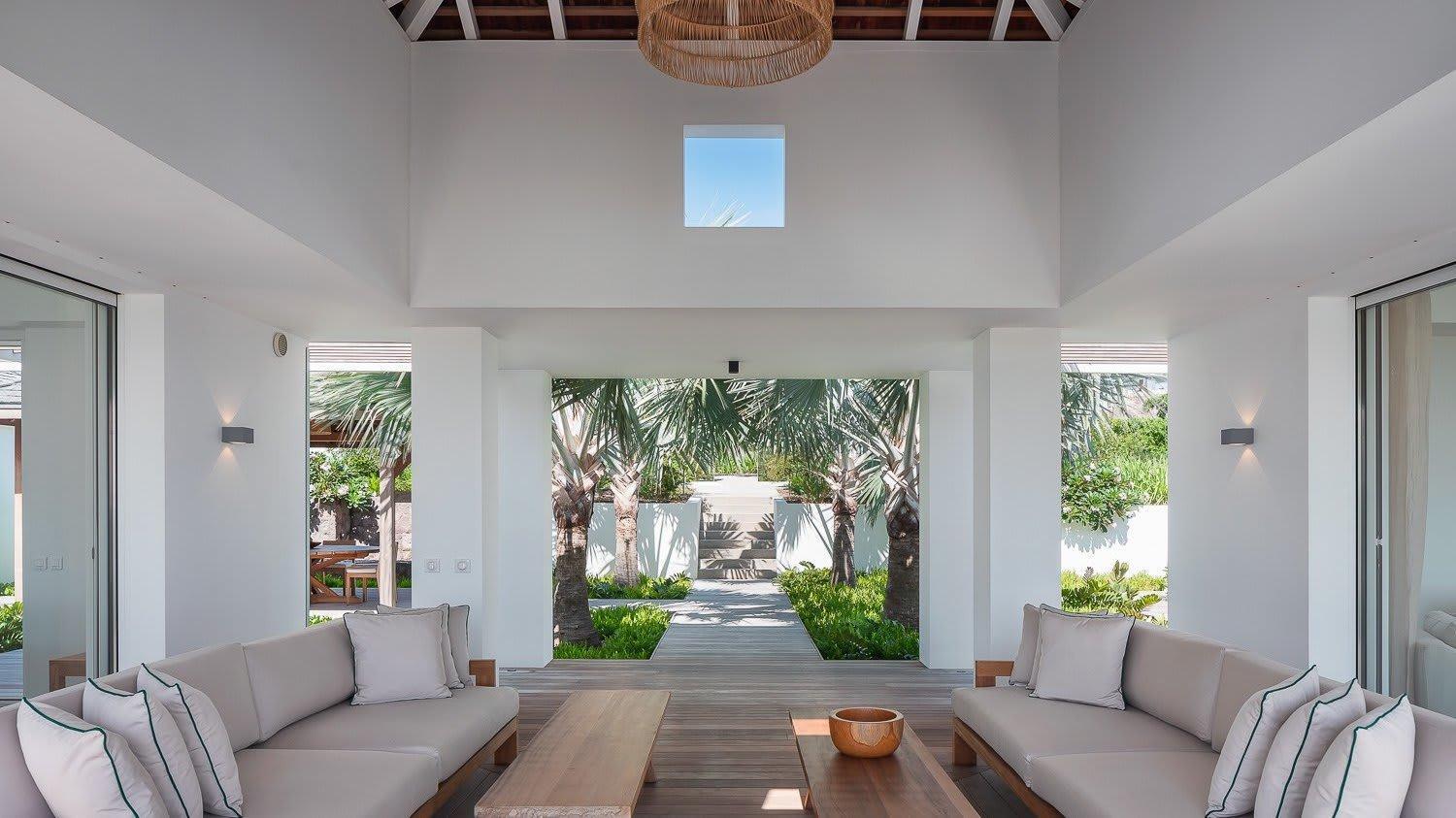 Ideally Located Prestigious Villa Toiny Exterior foto