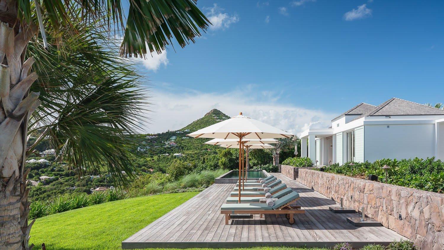 Ideally Located Prestigious Villa Toiny Exterior foto