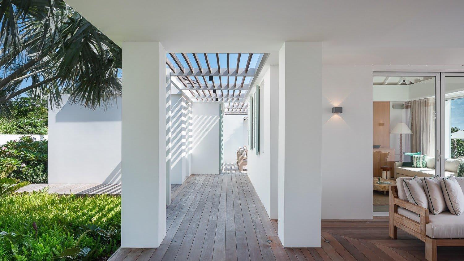 Ideally Located Prestigious Villa Toiny Exterior foto