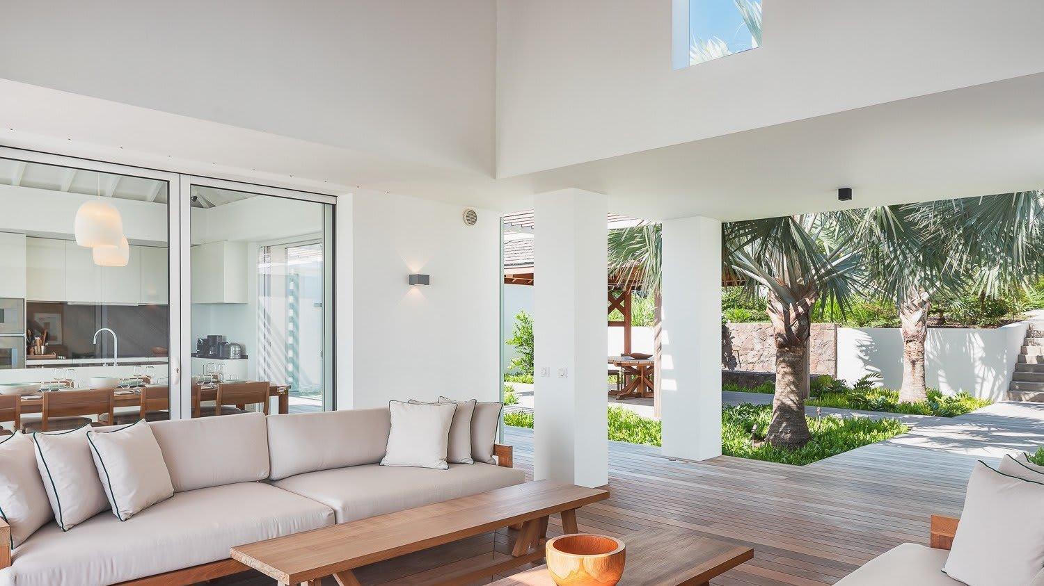 Ideally Located Prestigious Villa Toiny Exterior foto