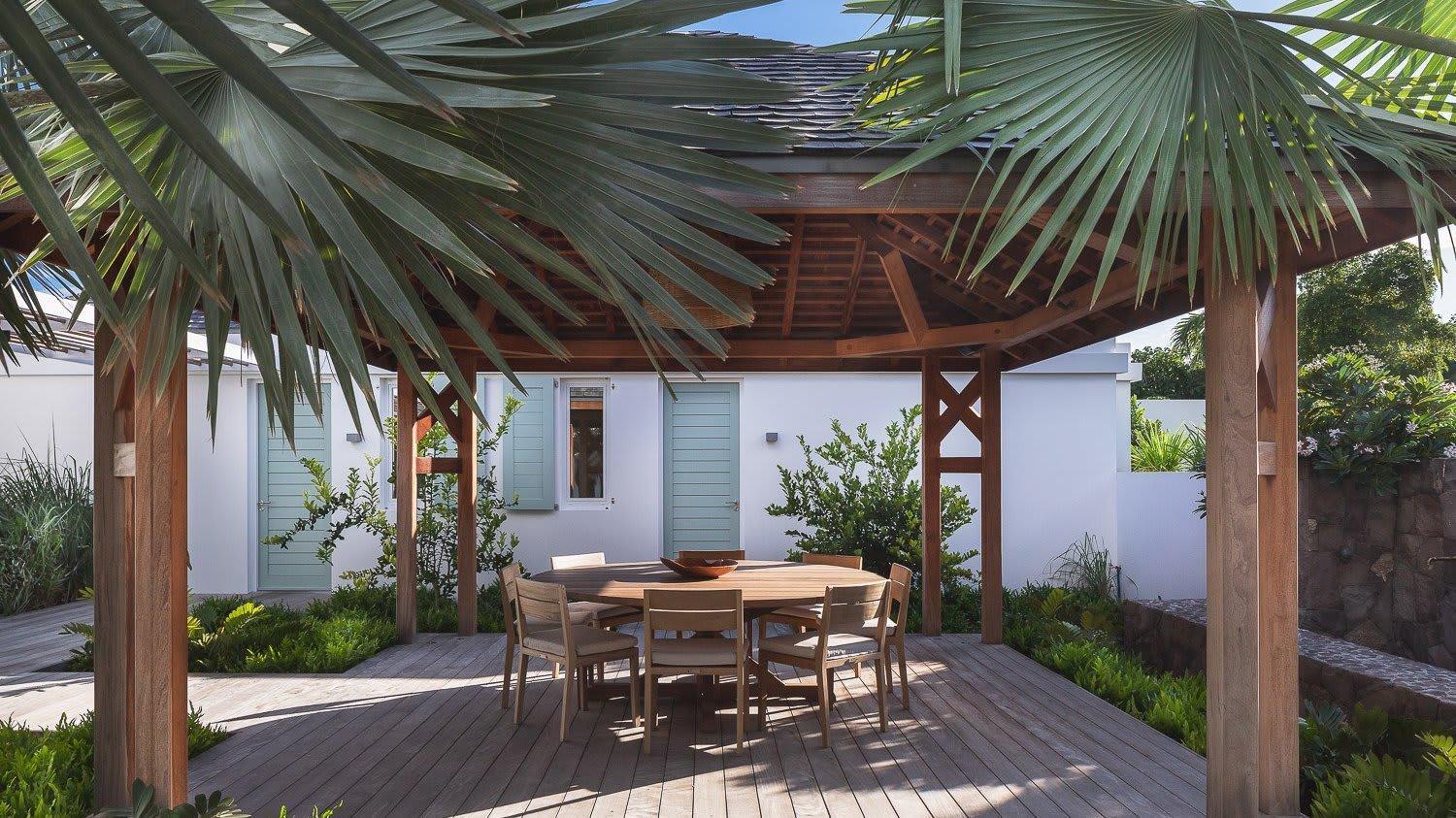 Ideally Located Prestigious Villa Toiny Exterior foto