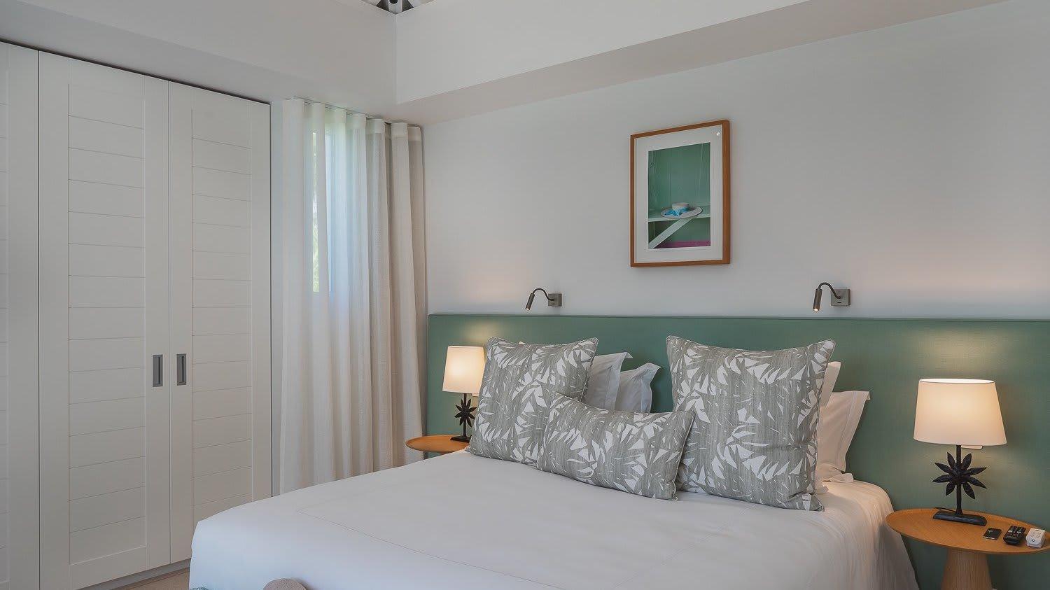 Ideally Located Prestigious Villa Toiny Exterior foto